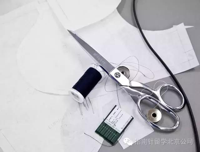 美国留学热门专业申请指南：服装设计专业全面解析