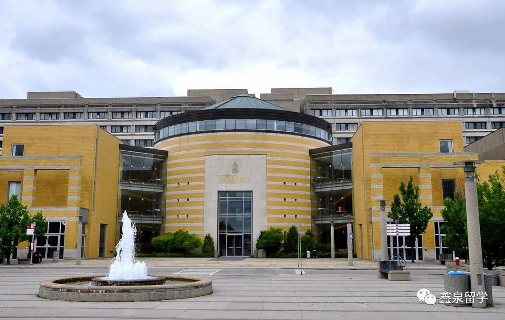 加拿大大学专业申请要求详解：探索你心仪的专业路径